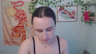 Very_Shy_Girl live cam on Cam4