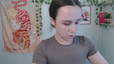 Very_Shy_Girl live cam on Cam4