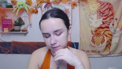 Very_Shy_Girl live cam on Cam4