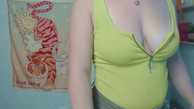 Very_Shy_Girl live cam on Cam4