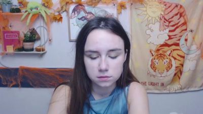 Very_Shy_Girl live cam on Cam4