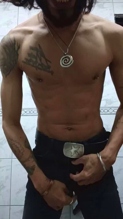 ViajeroEleka live cam on Cam4