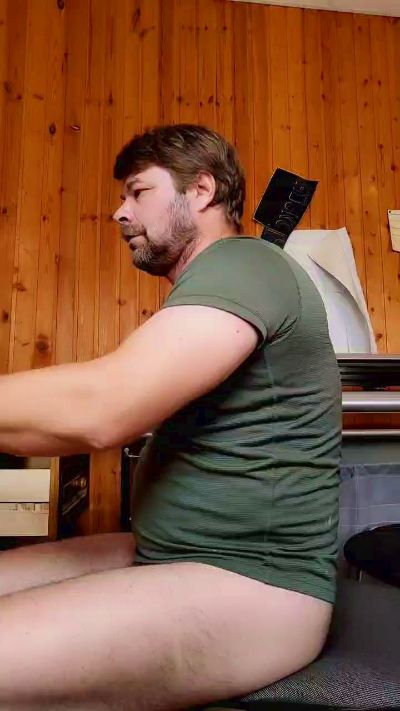 VibeMeHard live cam on Cam4