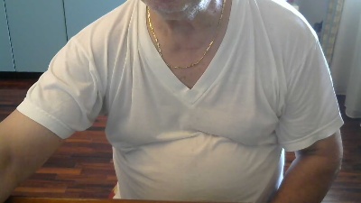 Vibra3 live cam on Cam4