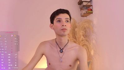 VicenteFerrer live cam on Cam4