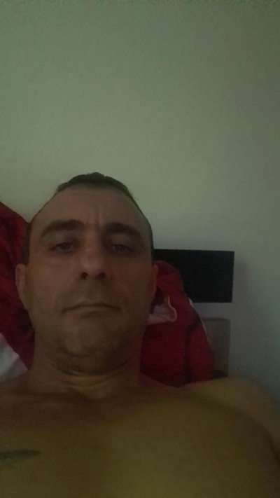 Vichyalex2025 live male webcam from Romania