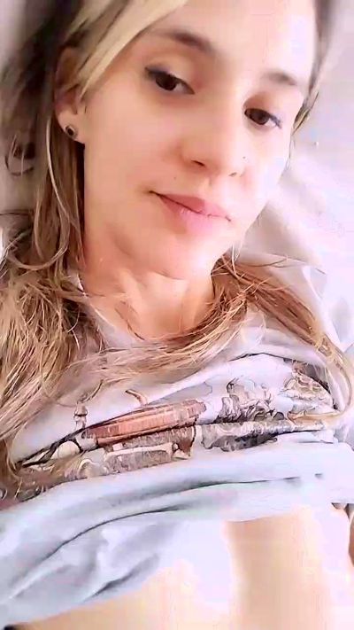 Viciosilla85 live cam on Cam4