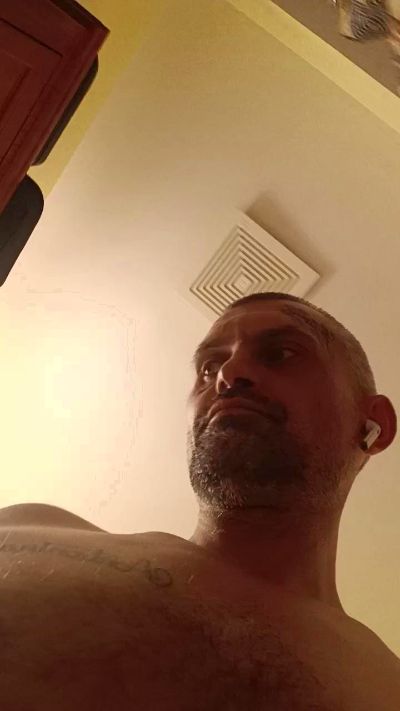 Viciouzz1 live cam on Cam4