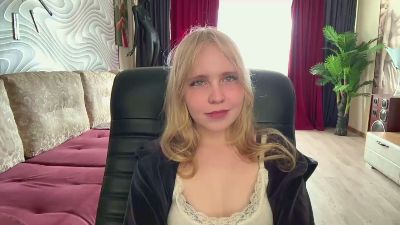 VickiLehtinen live cam on Cam4