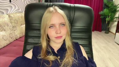 VickiLehtinen live cam on Cam4