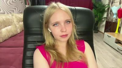 VickiLehtinen live cam on Cam4