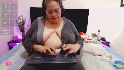 VickyBoobss live cam on Cam4