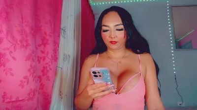 VickyGill live cam on Cam4