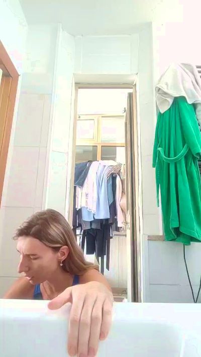 Victoria356 live cam on Cam4