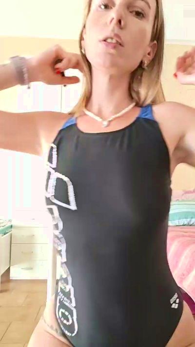 Victoria356 live cam on Cam4