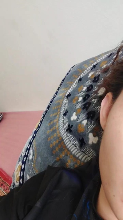 Victoria580 live cam on Cam4