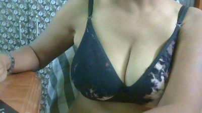 Victoria_69 live cam on Cam4