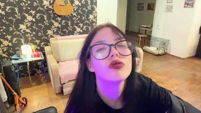 VictorinaEdde live cam on Cam4