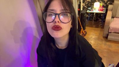 VictorinaEdde live cam on Cam4