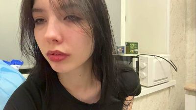 VictorinaEdde live cam on Cam4