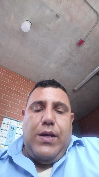 Vigilante40 live cam on Cam4