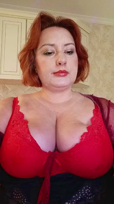 Vika4you live cam on Cam4