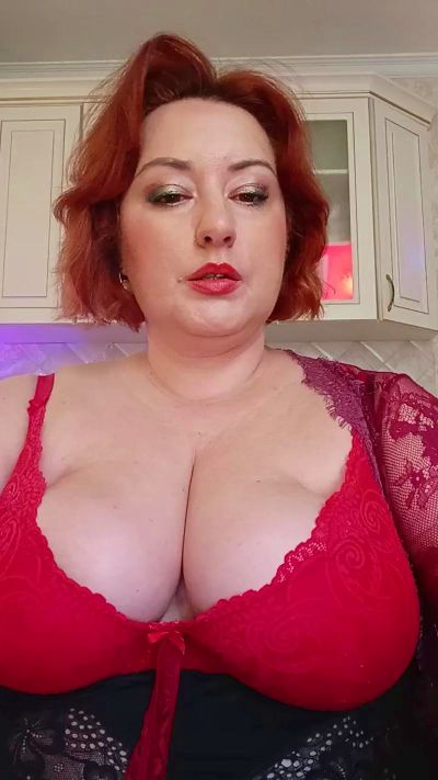 Vika4you live cam on Cam4