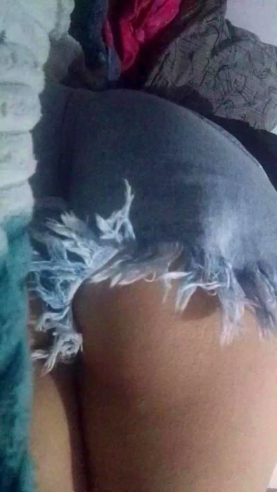 Viki23 live cam on Cam4