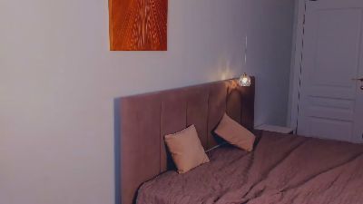 VikiCage live cam on Cam4