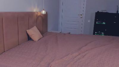 VikiCage live cam on Cam4