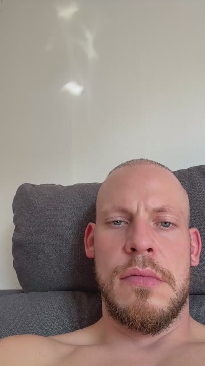 Viking9191 live cam on Cam4