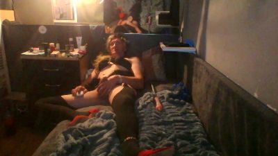 Vikislut69 live cam on Cam4
