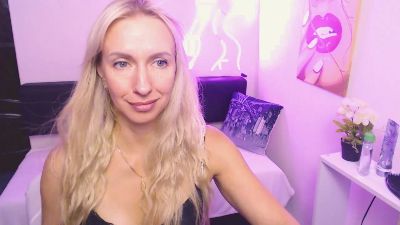 ViktoriiaS_ live cam on Cam4