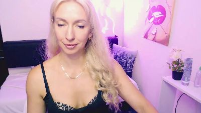 ViktoriiaS_ live cam on Cam4