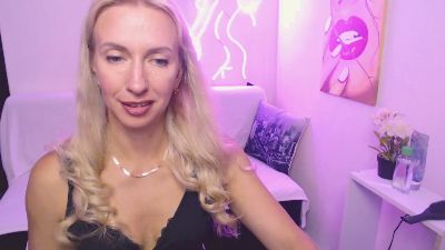 ViktoriiaS_ live cam on Cam4