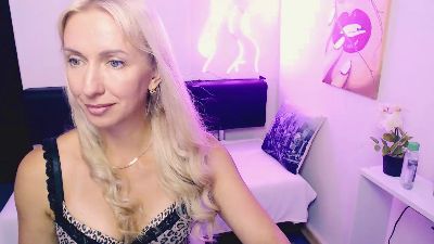 ViktoriiaS_ live cam on Cam4