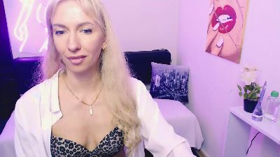 ViktoriiaS_ live cam on Cam4