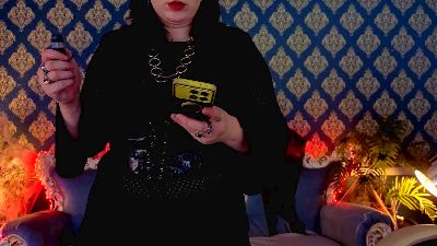 VilvetMistress live cam on Cam4