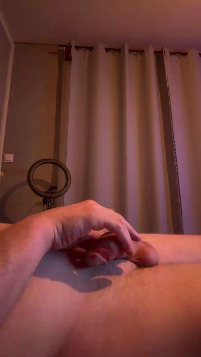 Vinc2795 live cam on Cam4
