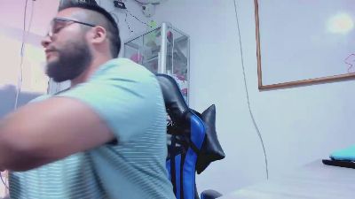 VinceDmaglio live cam on Cam4