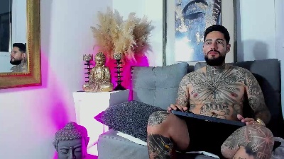 VincentSartori live cam on Cam4