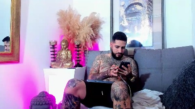 VincentSartori live cam on Cam4