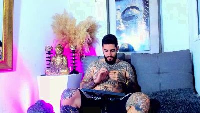 VincentSartori live cam on Cam4