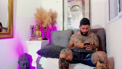 VincentSartori live cam on Cam4