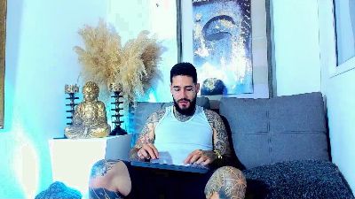 VincentSartori live cam on Cam4