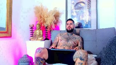 VincentSartori live cam on Cam4