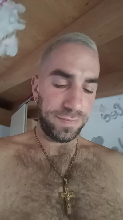 Vindiesel89 live cam on Cam4