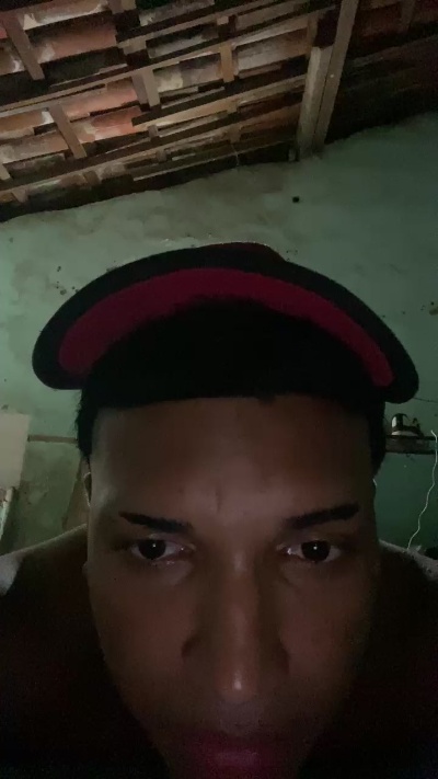 Vini18cm_novin live cam on Cam4