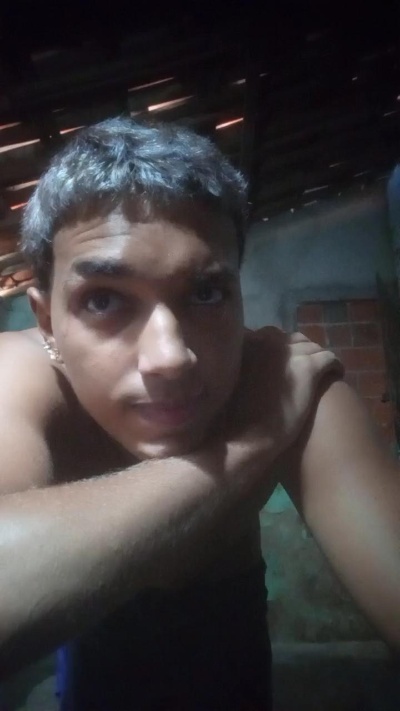 Vini18cm_novin live cam on Cam4