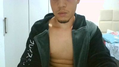 Vini_19cm live cam on Cam4